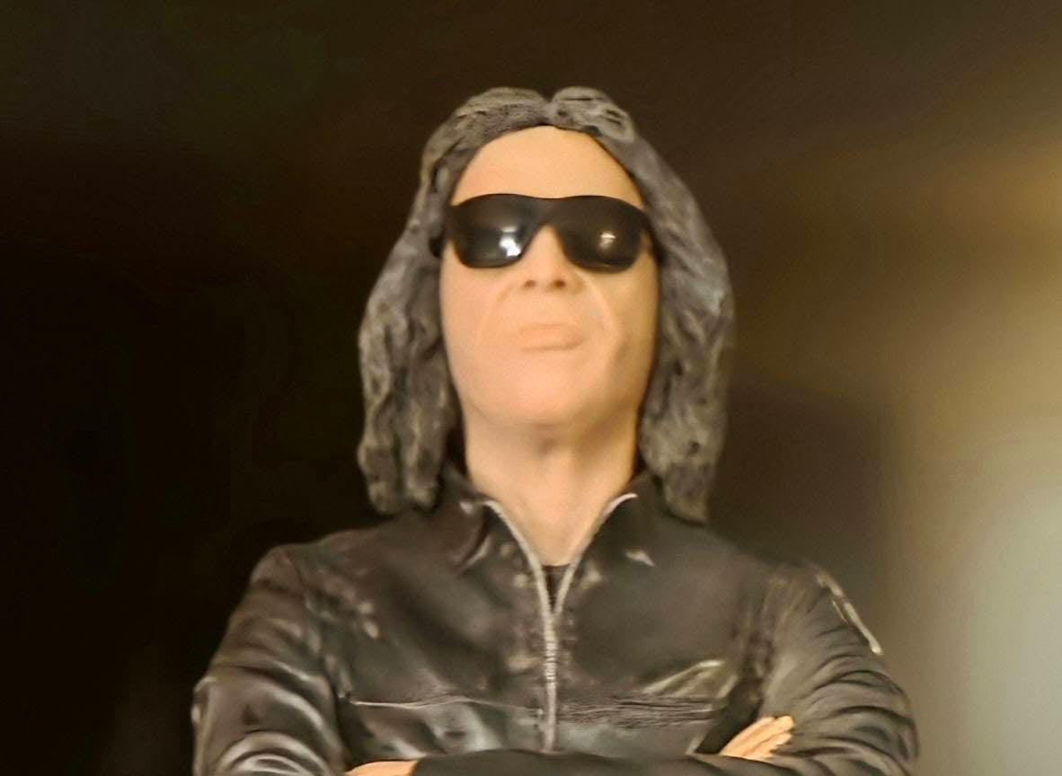 Gene Simmons Action Figure By Mezco